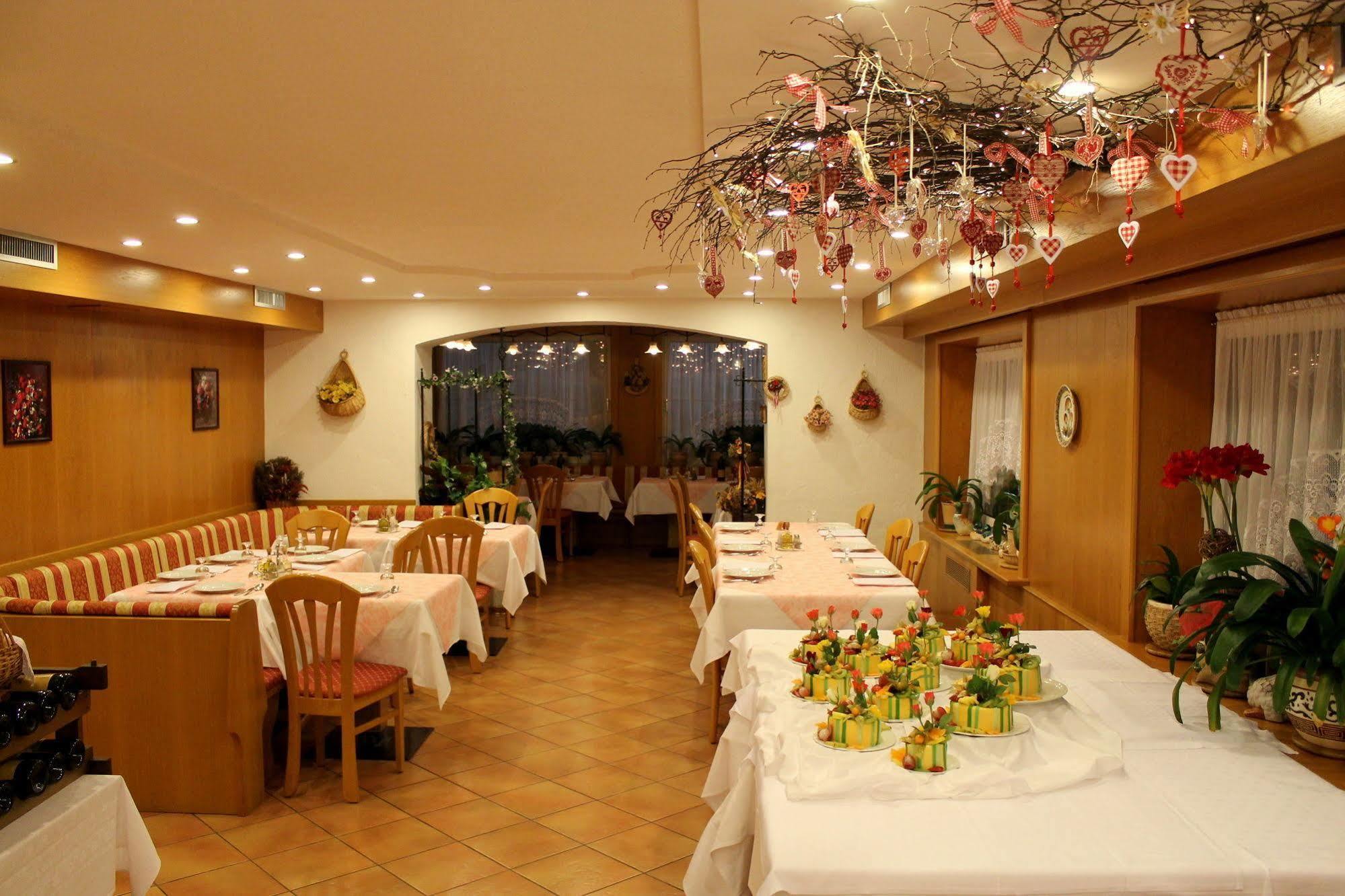 Albergo Trentino Moena Kültér fotó