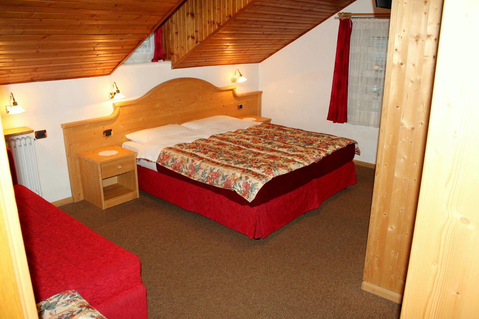 Albergo Trentino Moena Kültér fotó